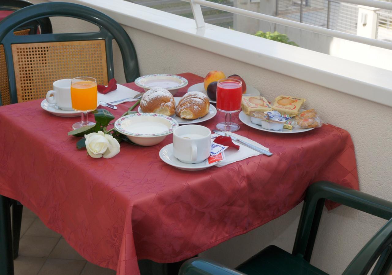 Hotel Aragosta Cattolica Eksteriør billede